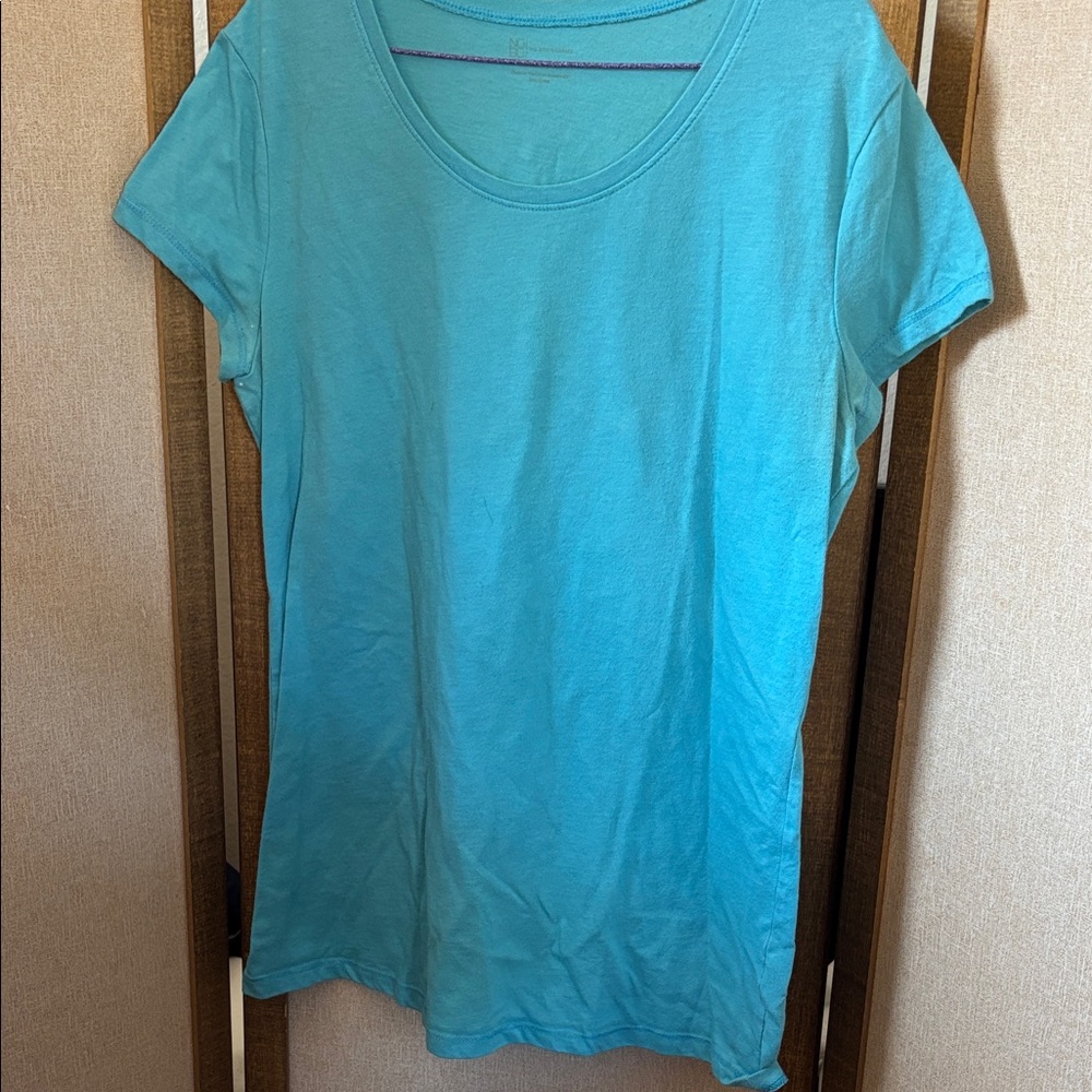 FINAL MARKDOWN No Boundaries Junior Short Sleeve Tee XL